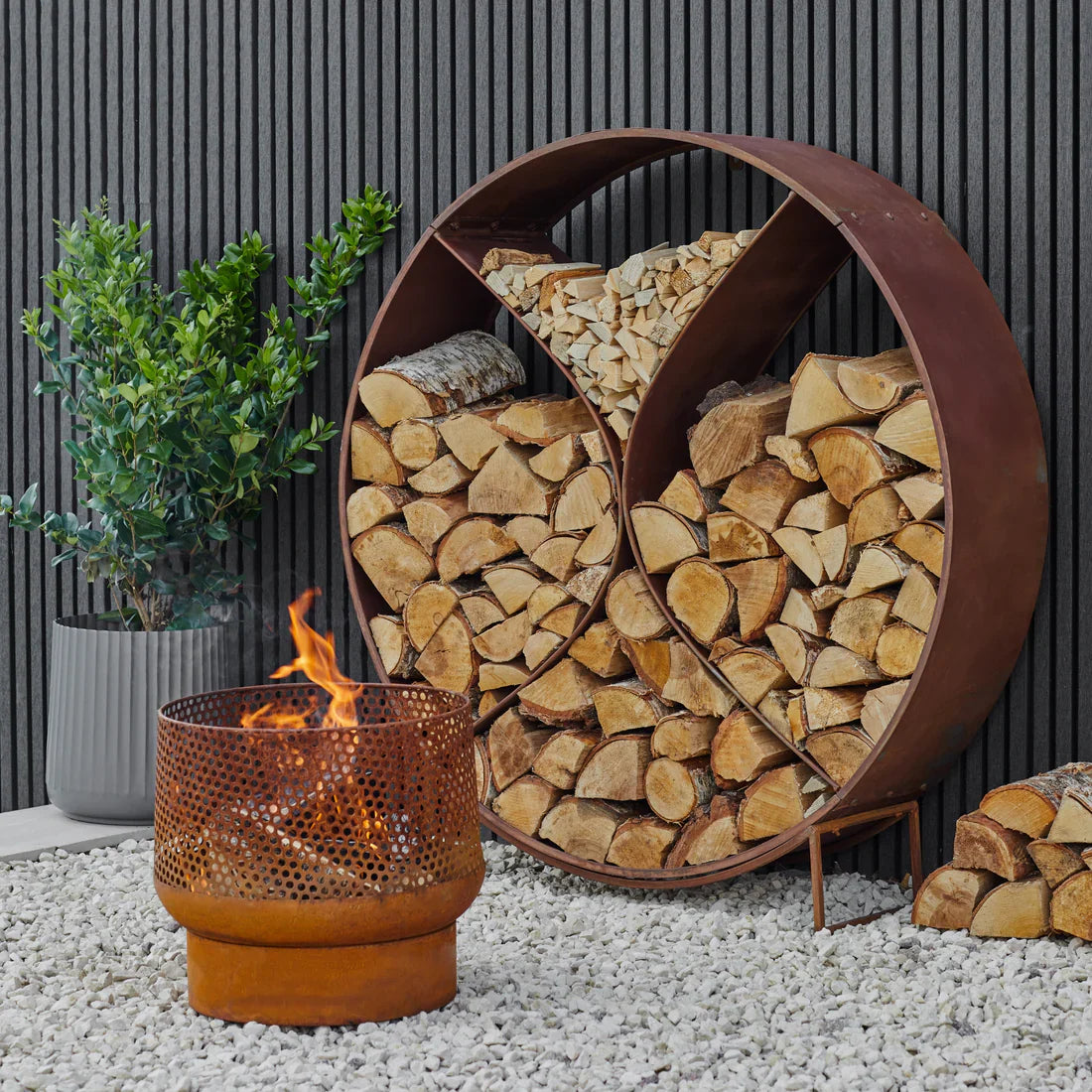 Ivyline, Buttermere Basket Outdoor Fire Pit
