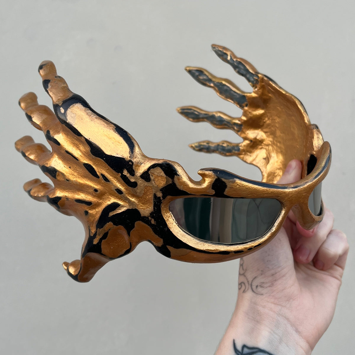 Hand Sunglasses