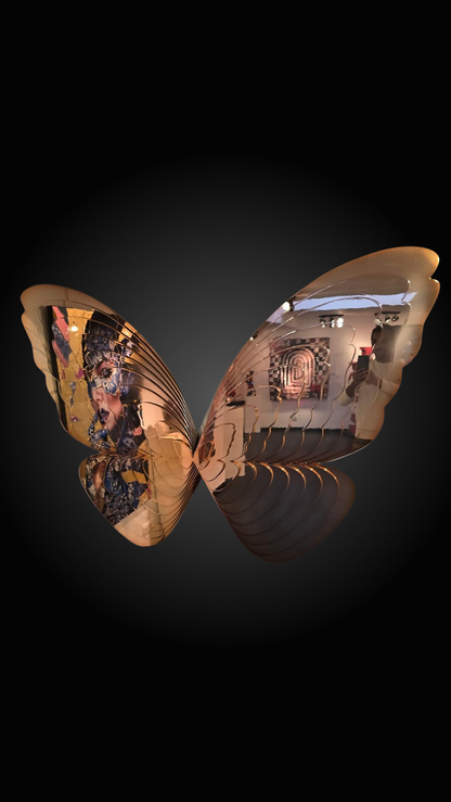 Butterfly mirror-effect